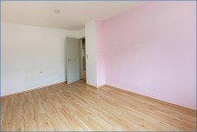 Zimmer Beispiel Hilzingen-Familienfreundliche, gro�z�gige DHH mit Garage, in ruhiger Lage; BEZUGSFREI !