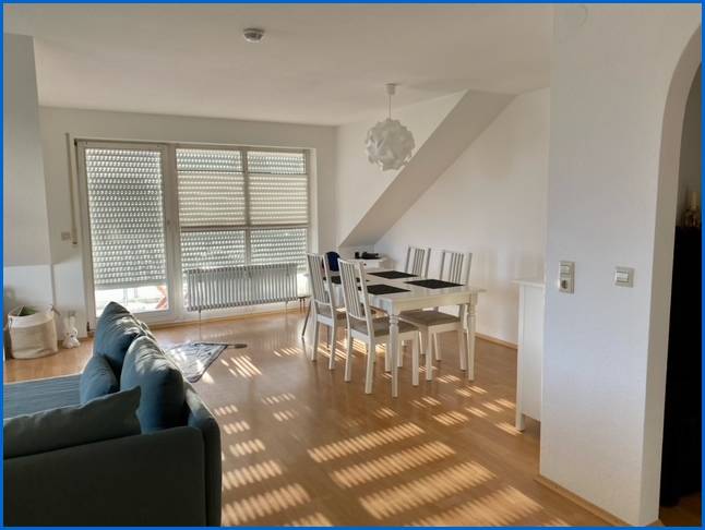 Essbereich Dachgeschosswohnung Stei�lingen
