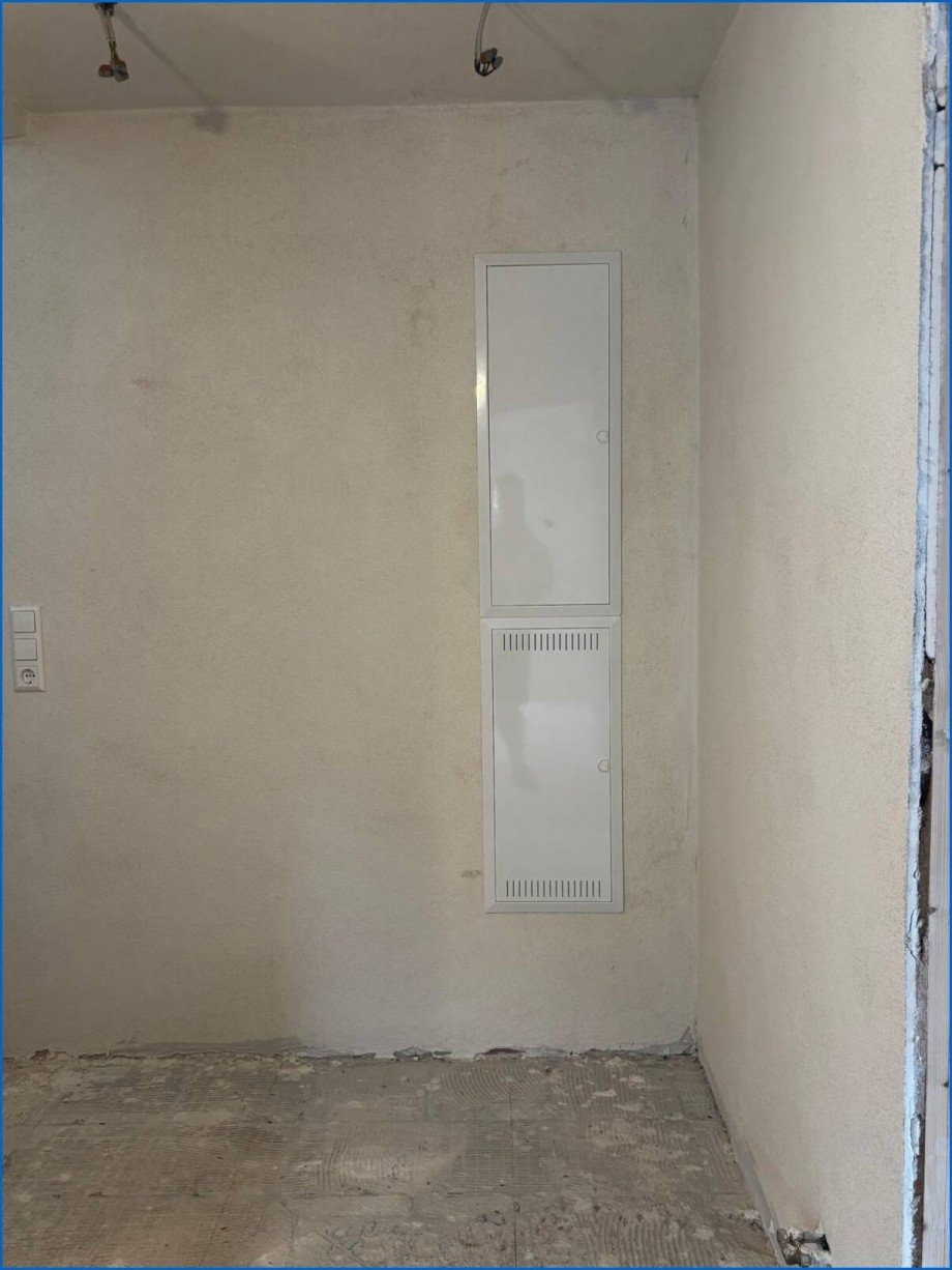 Stromk�sten Etagenwohnung M�hlingen / Zoznegg