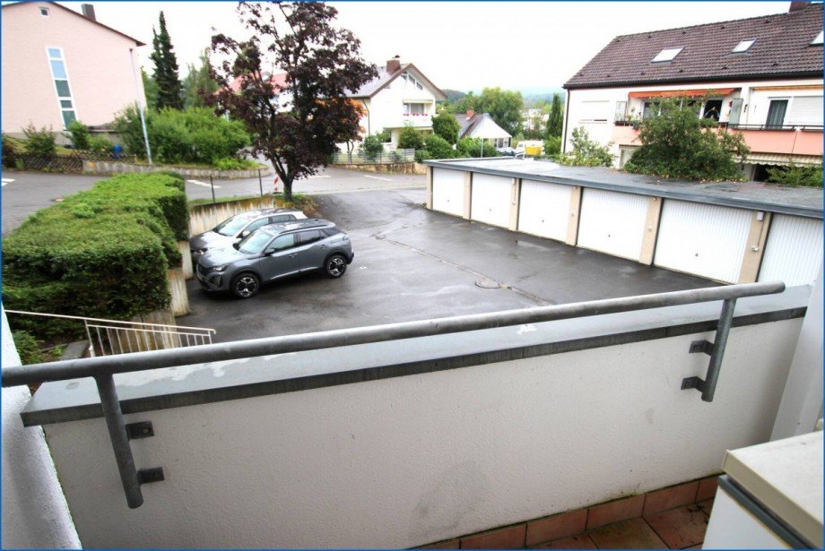 Balkon vorn m. Garagen Etagenwohnung Allensbach