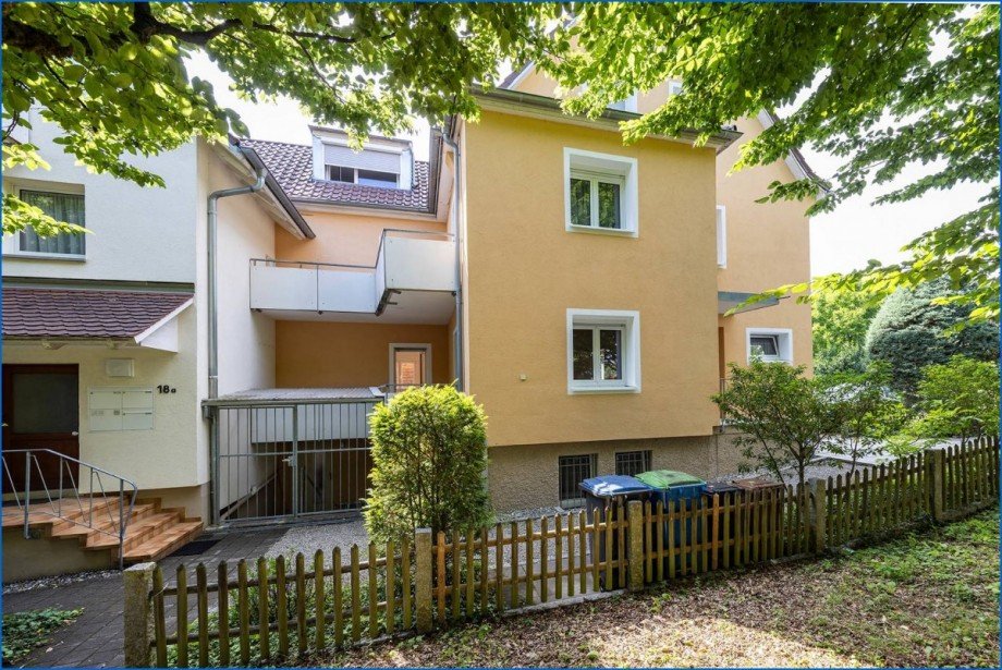 Haus 18 und 18a, Eing�nge Erdgeschosswohnung �berlingen am See