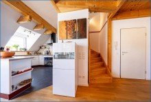 K�che Blick Attraktive 4,5 Zi. DG-Maisonette-Wohnung, mit 2 x TG/Platz u. gro�em Balkon, in Top-Zustand!