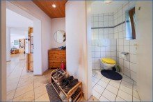 Diele mit WC Radolfzell-Weinburg
Attraktive, gro�z�gige DHH mit Seesicht und ELW, in ruhiger,  bevorzugter Lage!