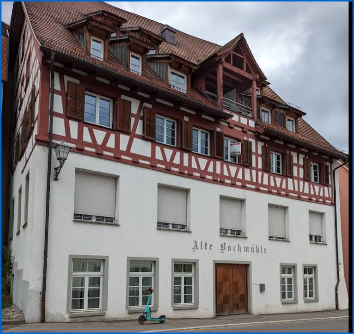 Alte Bachm�hle �berlingen Mehrfamilienhaus Charmante Zweizimmerwohnung in historischem Fachwerkensemble nahe Bodensee - sofort bezugsfertig!