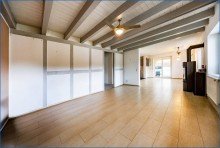 Zimmer Tolles 2-Fam-Haus mit gro�z�gigem Grundst�ck, Doppel-Garage, W�rmepumpe und Solar!
Ideale und ruhige Lage!