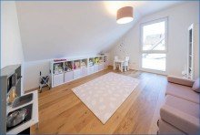 Zimmer3 DG Gro�z�gig u. modern: Traum-Einfamilienhaus in sch�ner Lage von Rielas.-Worblingen,Bj.24, KfW 40+ !