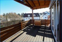 Balkonterr DG RZ-City / Mehrfamilienhaus mit 3 Wohnungen, gro�em Grundst�ck, Doppel-Garagen usw. ideale Lage!