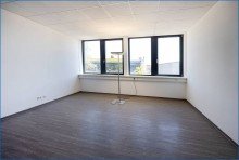 1. OG gro�es B�ro B�ro - Praxis - Workspace - Schulung - Produktion - Lager    / 
    EG und 1. OG