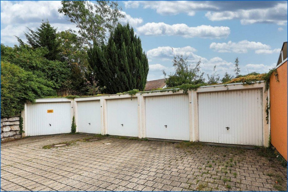 Garagen Reihenmittelhaus Rielasingen-Worblingen / Worblingen
