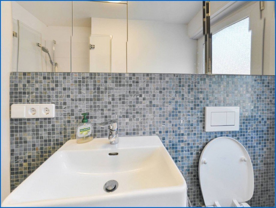 Bad mit WC und Dusche Etagenwohnung Konstanz