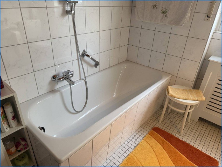 Bad mit Wanne Etagenwohnung Konstanz / Litzelstetten