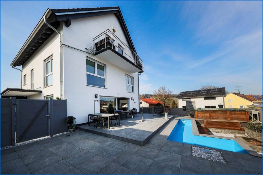 Haus Seitenblick Doppelhaush�lfte Gottmadingen / Bietingen