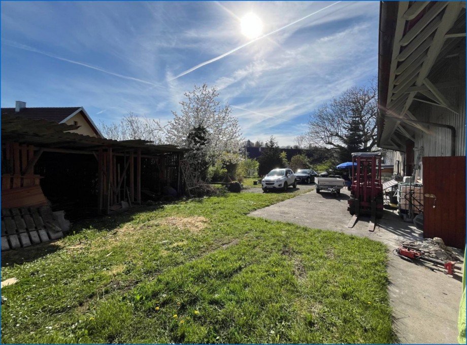 Grundst�ck Einfamilienhaus Mengen / Rosna