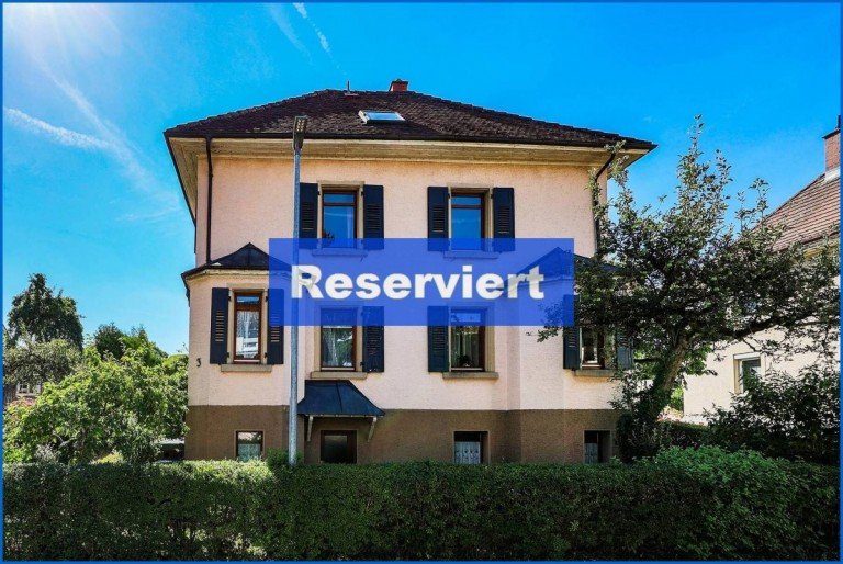 Ansicht von der Stra�e Singen am Hohentwiel Zweifamilienhaus Bezugsfreies Zweifamilienhaus - Gestaltungsfreiraum in begehrter Lage von Singen am Hohentwiel