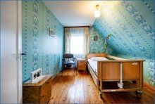 Zimmer 3 DG Kompaktes EFH mit Garten in ruhiger, gesuchter Lage von B�hringen (Variante)