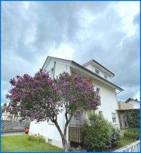 Bild (21635ca44b54927c0f3fc5d0948a3129): Interessantes 3 Familienhaus mit Garten, in ruhiger Lage von Singen-gro�e Whg im EG wird frei !