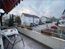 Balkon Familienfreundliche 4 Zi.-Wohnung im 1.OG mit Balkon in sch�ner und ruhiger Ortsrandlage!