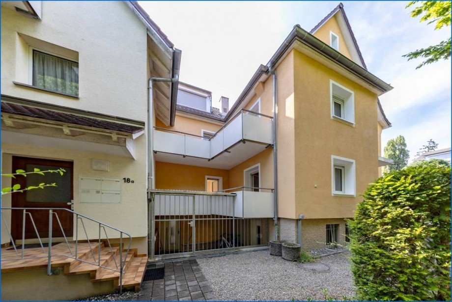 Haus 18a, Eingang Etagenwohnung �berlingen am See