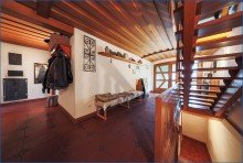 Eingangsbereich mit Treppe Stilvolles, gro�z�giges EFH mit 2 Garagen in idealer, zentraler Lage von Gailingen!