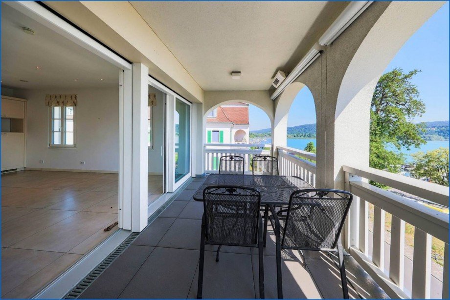 Balkon Etagenwohnung Bodman-Ludwigshafen / Bodman
