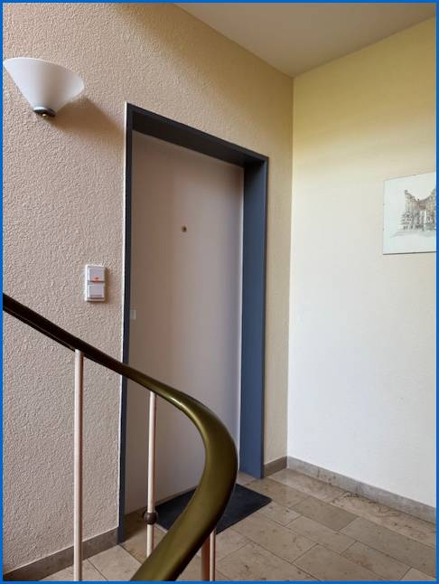 Treppenhaus Erdgeschosswohnung Konstanz / Staad