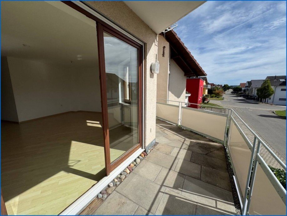 Blick ins Wohnraum Etagenwohnung Bodman-Ludwigshafen