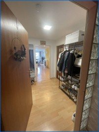 Bild (2e3b10e6377a9a99921bdbf353f8c415): Helle 2,5-Zimmer Wohnung mit Balkon und Stellplatz in ruhiger Lage von Radolfzell am Bodensee.