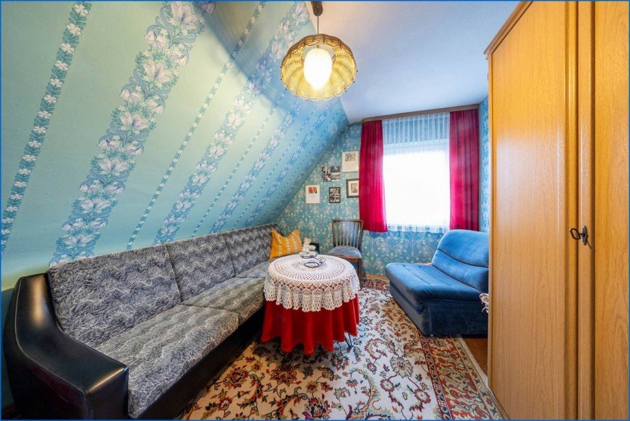 Zimmer 2 DG Einfamilienhaus Radolfzell am Bodensee / B�hringen