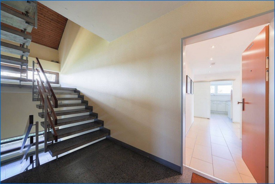 Treppe mit Wohnungseingang Etagenwohnung Radolfzell am Bodensee