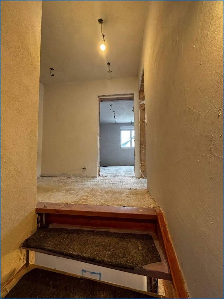 Zugang Obergescho� Etagenwohnung M�hlingen / Zoznegg