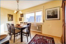Zimmer Radolfzell-ALTBOHL: gro�z�giges, gepflegtes Haus m. sch�nem Grundst�ck u. Garage/Stellpl./Bezugsfrei