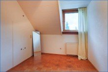 Zimmer Stilvolles, gro�z�giges EFH mit 2 Garagen in idealer, zentraler Lage von Gailingen!