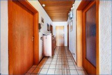 OG Flur RZ-City / Mehrfamilienhaus mit 3 Wohnungen, gro�em Grundst�ck, Doppel-Garagen usw. ideale Lage!