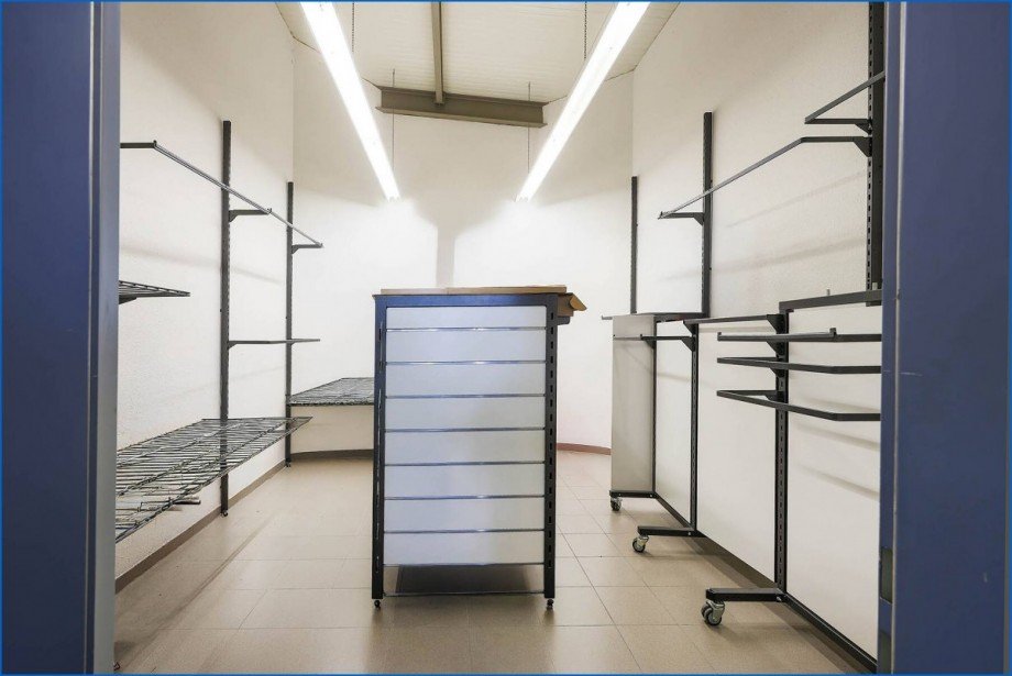 26 Einzelhandel Salem