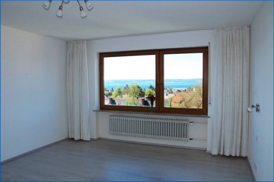 SchlafzimmerEG2 Zweifamilienhaus Meersburg