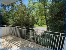 Eigener Garten-idylle Pur KN-Staad EG/Hochpaterre Wohnung mit 2xBalkon und Gartennutzung, sch�ne ruhige Lage-BEZUGSFREI !!