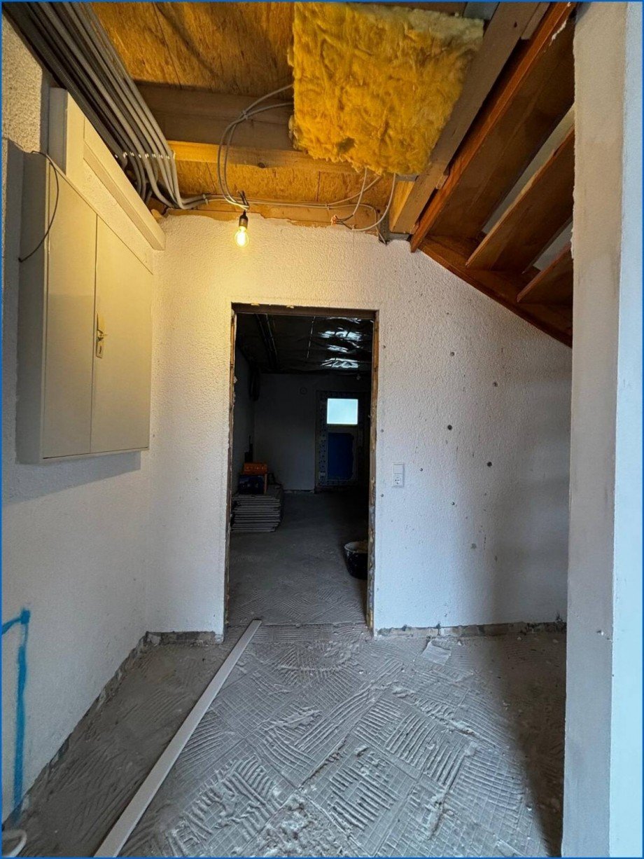 Vorraum EIngang Etagenwohnung M�hlingen / Zoznegg