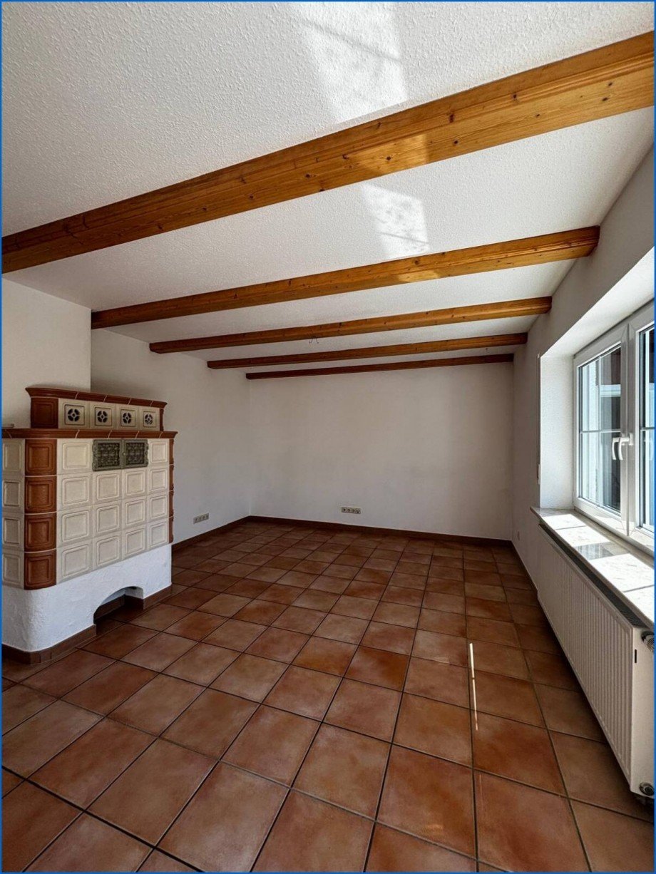 wohnzimmer mit Kachelofen Einfamilienhaus Eigeltingen
