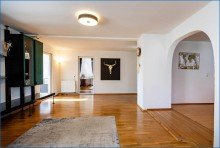 Zizz-033 Modernisierte Unternehmer-Villa mit 565 qm Wohnfl. auf 3 Wohnungen u. gro�z�g. Grundst�ck in Sto-OT!
