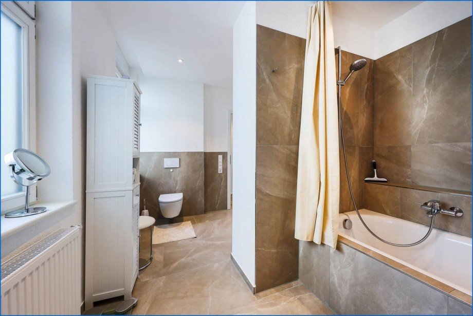 Badezimmer 2 Etagenwohnung Radolfzell am Bodensee