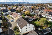 Luftbild Radolfzell-ALTBOHL: gro�z�giges, gepflegtes Haus m. sch�nem Grundst�ck u. Garage/Stellpl./Bezugsfrei