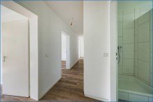 Flurbereich Attraktive, sch�ne 4 Zimmer Wohnung mit Balkon im 1.OG in Radolfzell - bezugsfrei, KFW 55!