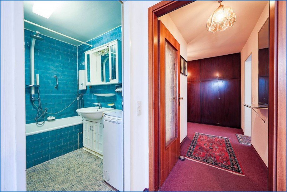 Flur und Bad Etagenwohnung Radolfzell am Bodensee