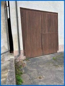 Tor zur Scheune Schn�ppchen  /Preisanpassung -  Sanierungsbed�rftiges   1-Familienhaus in Rohrdorf - Gelegenheit