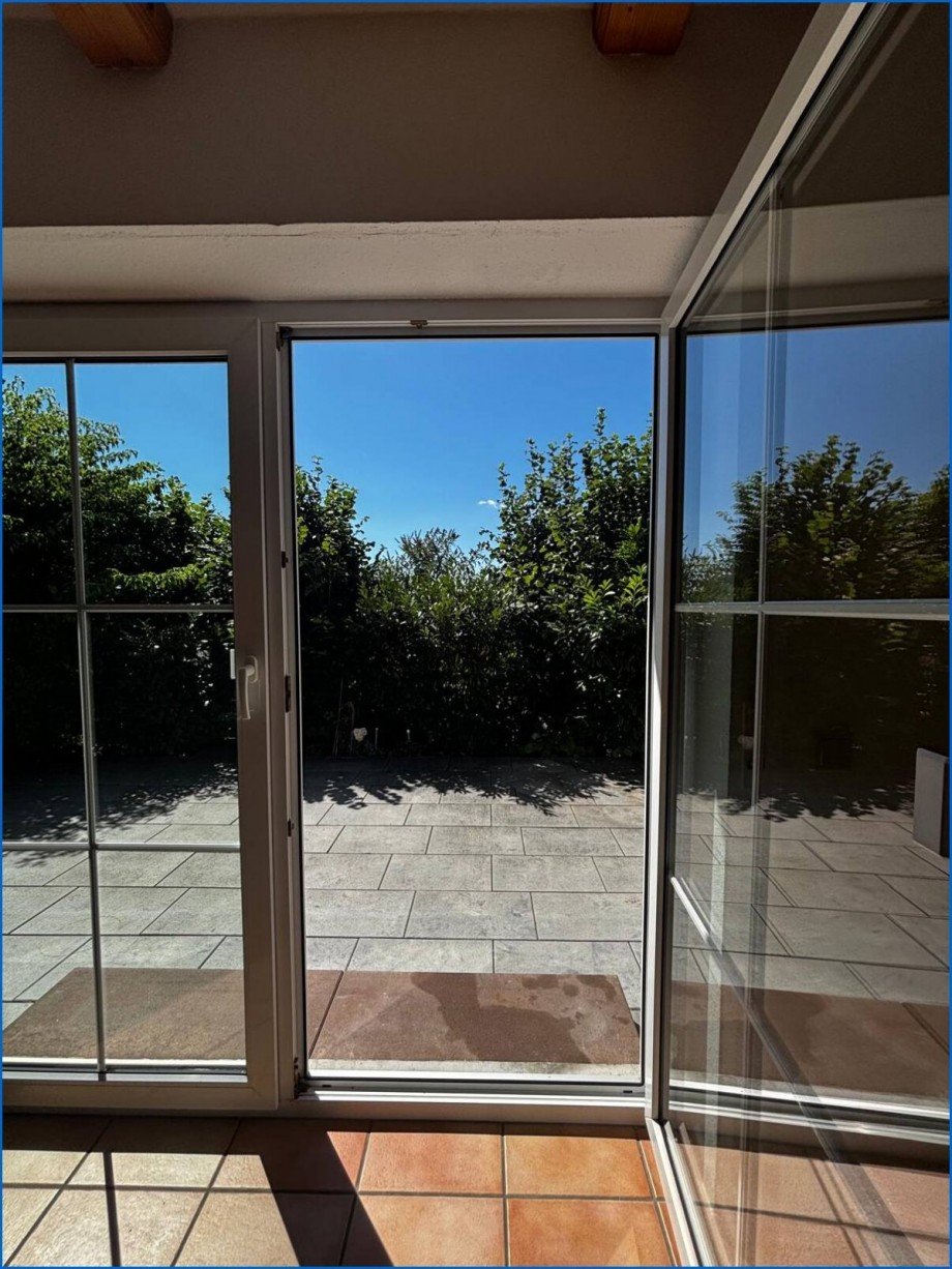 Blick auf Terrasse Einfamilienhaus Eigeltingen
