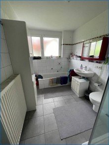Blick Bad Sch�ne DHH mit viel Platz und Einzel-Garage in ruhiger Lage - aktuell vermietet!