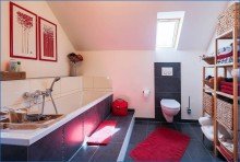 Bad 2 Stimmungsvolles EFH mit sehr gro�em, idyllischem Grundst�ck an der Aach (knapp 1800 qm)!