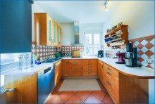K�che Stimmungsvolles EFH mit sehr gro�em, idyllischem Grundst�ck an der Aach (knapp 1800 qm)!