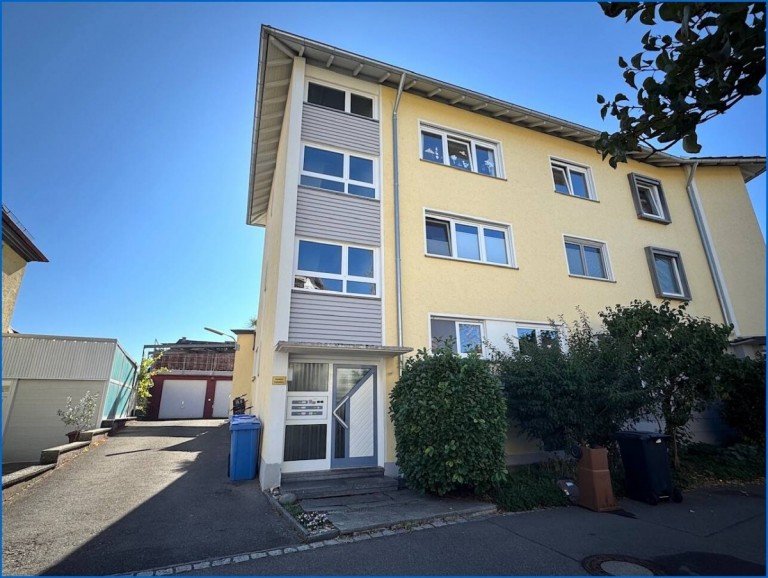 Titelbild Radolfzell am Bodensee Dachgeschosswohnung Lichtdurchflutete 3,5 Zi. -DG-Wohnung in ruhiger und zentraler Lage!