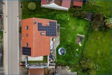 Luft 02 Tolles 2-Fam-Haus mit gro�z�gigem Grundst�ck, Doppel-Garage, W�rmepumpe und Solar!
Ideale und ruhige Lage!